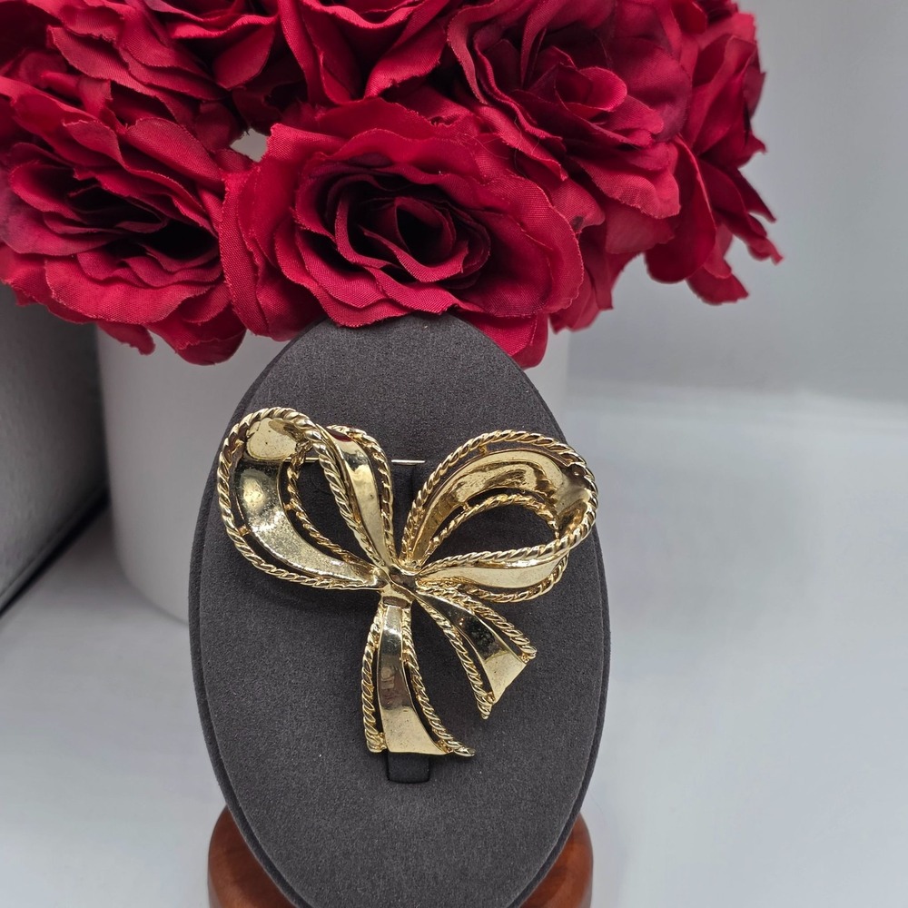Allison Reed Gold Tone Bow Brooch Pin Twisted Rope Detail Elegant Jewelry‎